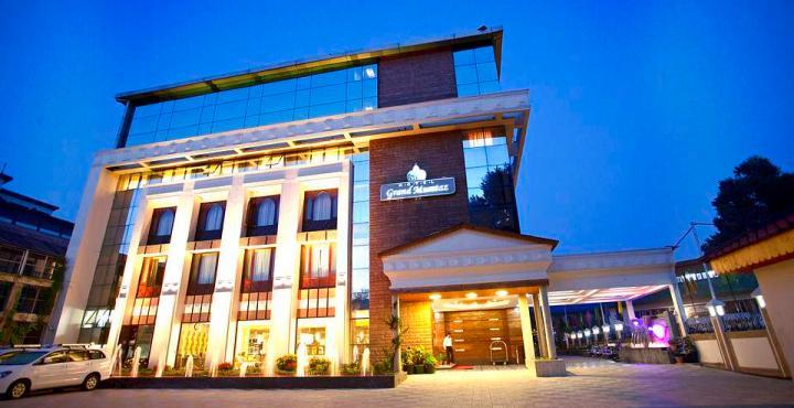 Radisson Srinagar Hotel Eksteriør billede
