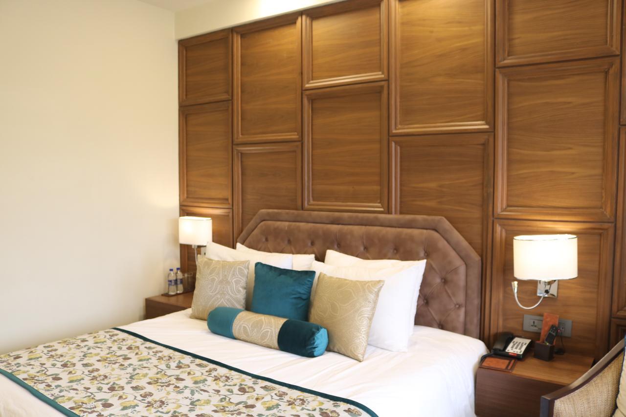 Radisson Srinagar Hotel Eksteriør billede